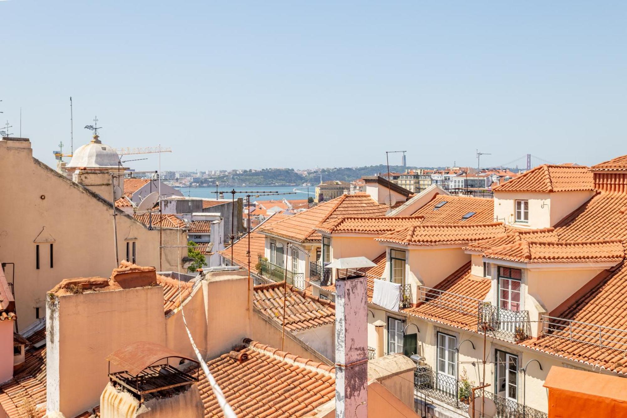 Gralhas Suites リスボン エクステリア 写真