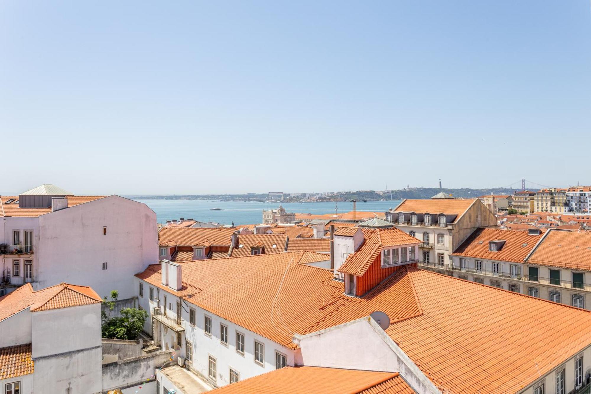 Gralhas Suites リスボン エクステリア 写真