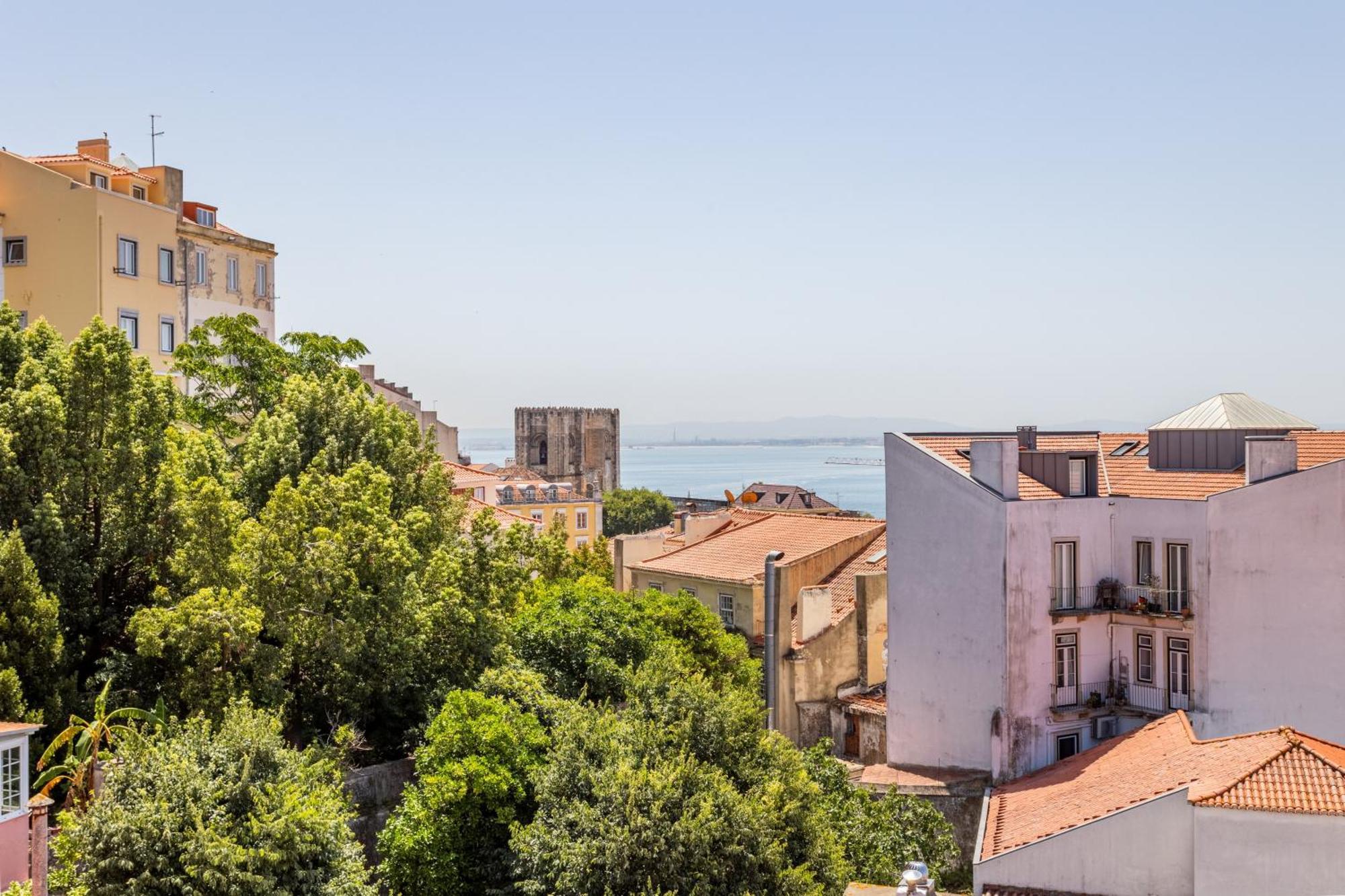 Gralhas Suites リスボン エクステリア 写真
